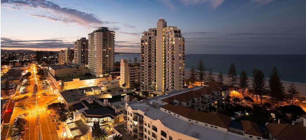Beachcomber International Resort Coolangatta ภายนอก รูปภาพ