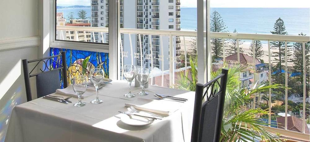 Beachcomber International Resort Coolangatta ภายนอก รูปภาพ