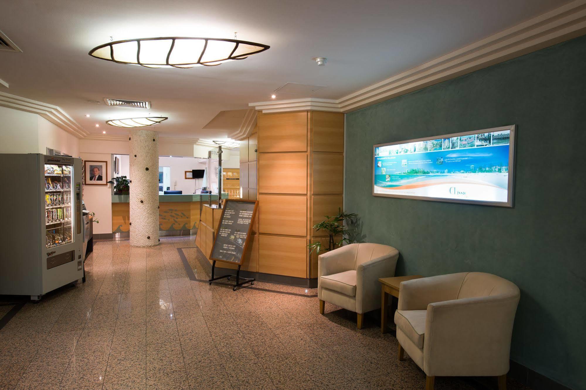 Beachcomber International Resort Coolangatta ภายนอก รูปภาพ