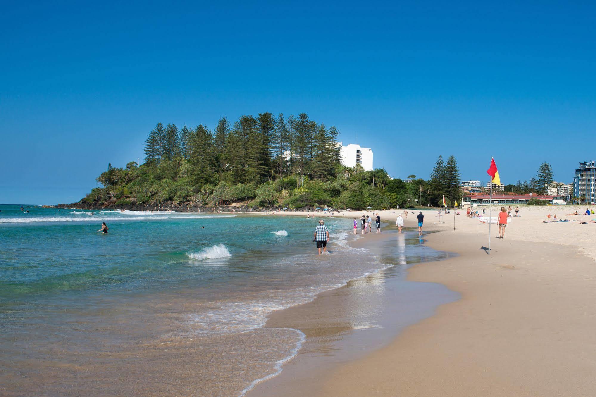 Beachcomber International Resort Coolangatta ภายนอก รูปภาพ